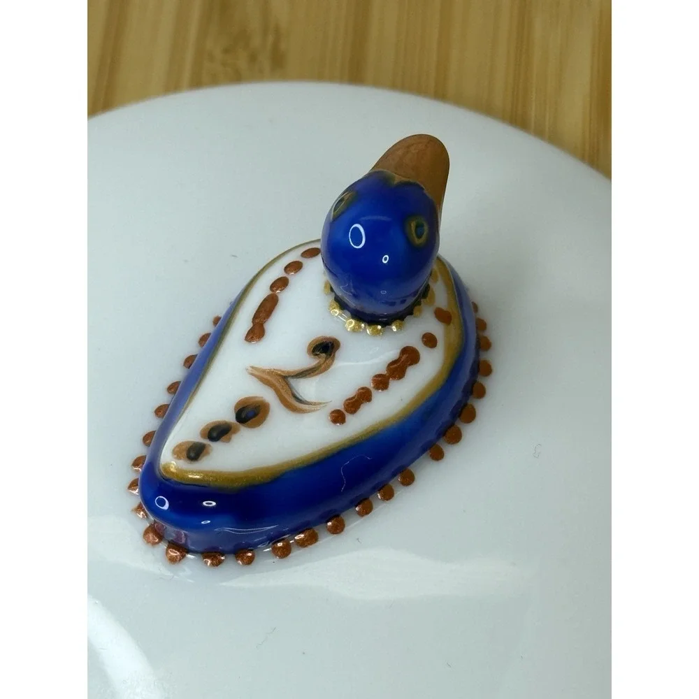 VTG  La Reine Limoges Porcelain Trinket Box White Blue‎ Duck Jewelry Box